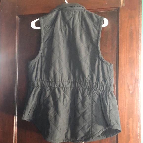 Vest - Picture 3 of 3